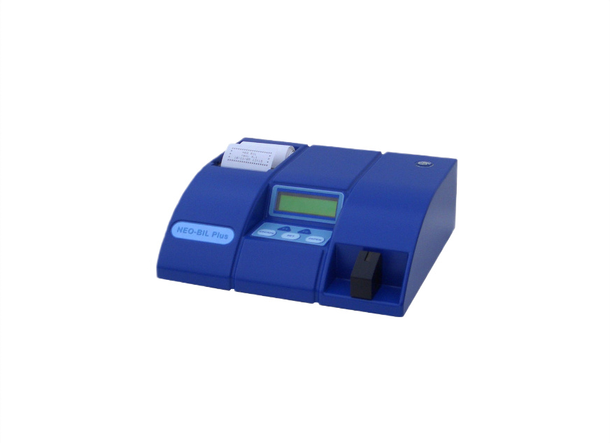 Neonatal bilirubin analyzer