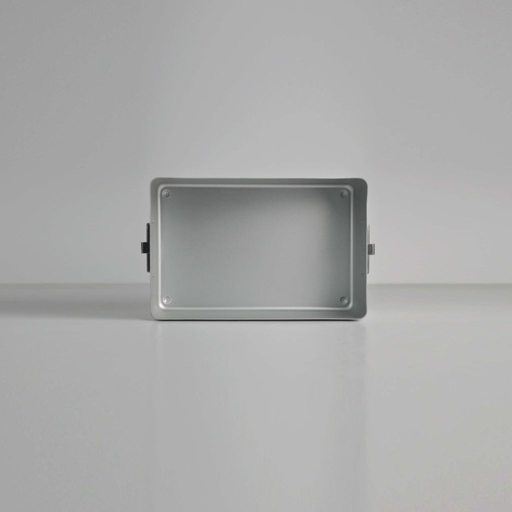 Containers for sterilising dental instruments - 9