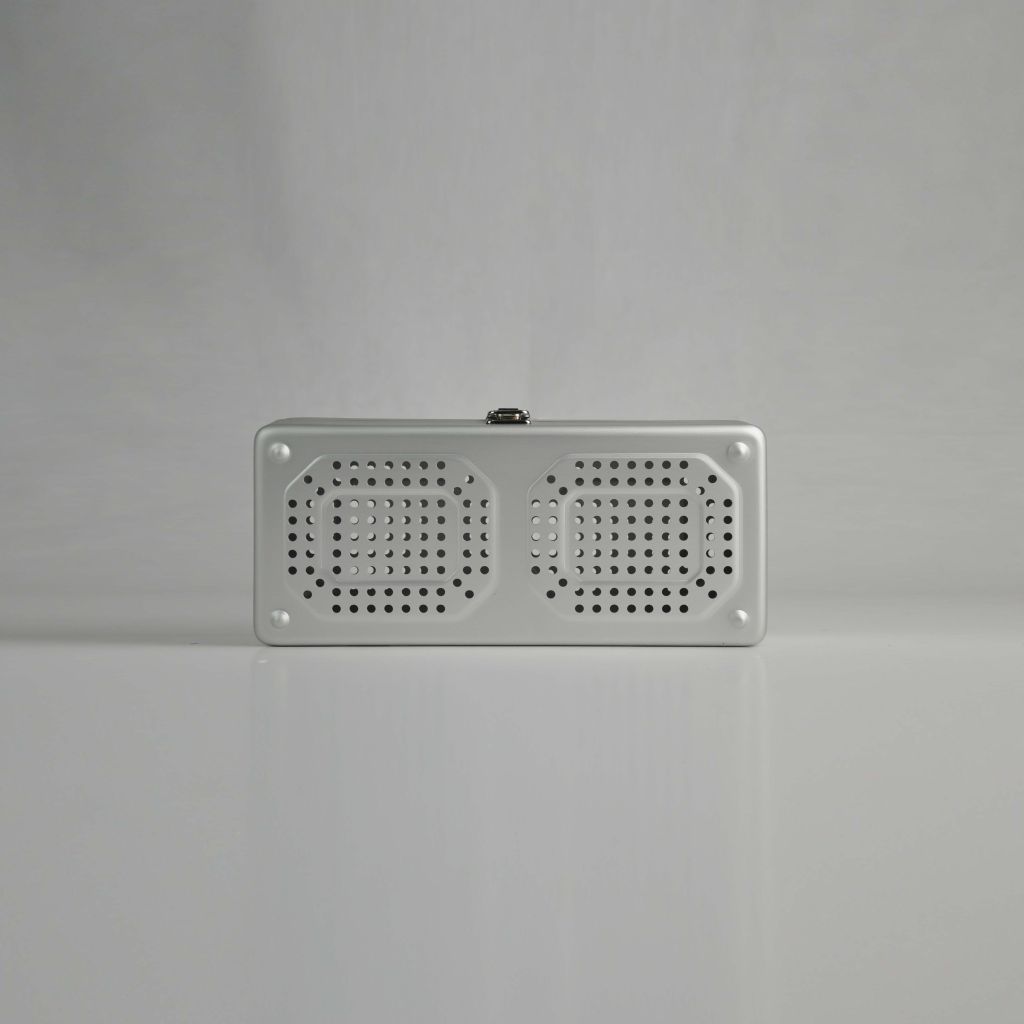 Containers for sterilisation of implants - 2