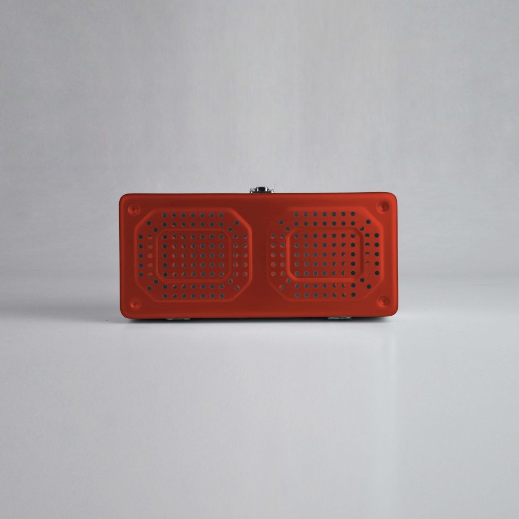 Containers for sterilisation of implants - 3