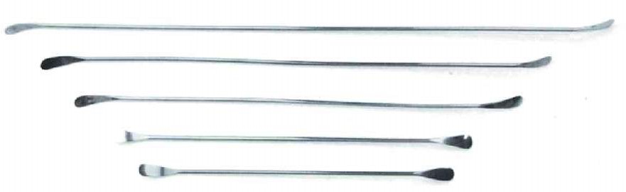 Steel micro-spatula
