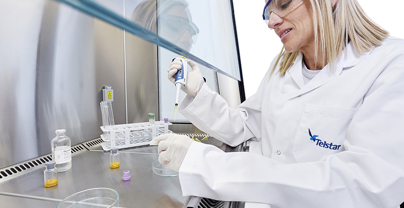 Laminar Flow Hoods BiOptima CYTO II Safety Cabinets for Cytostatics with Electric Front Sash Movement - 3